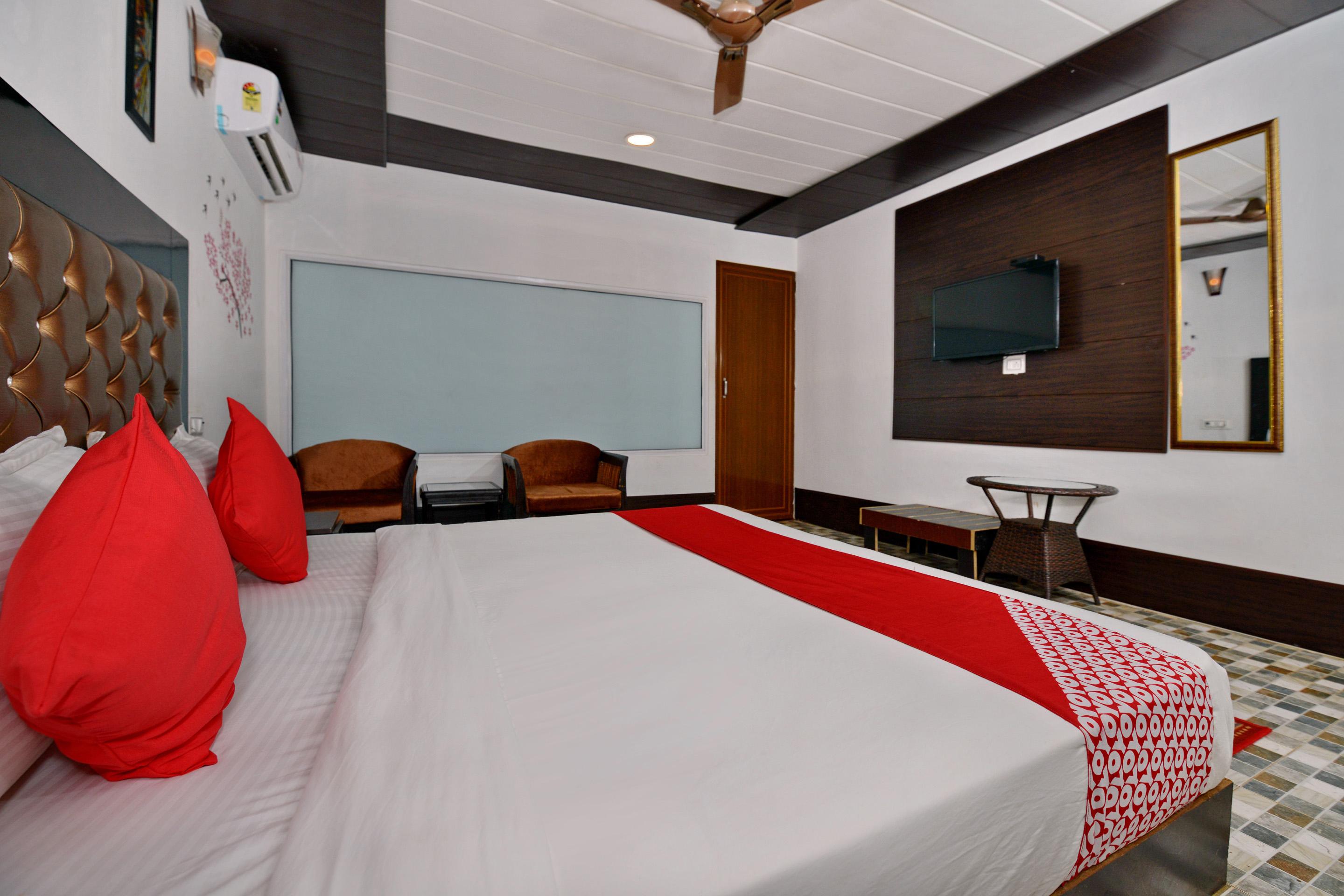 Collection O Retreat Morjim Resort Екстер'єр фото