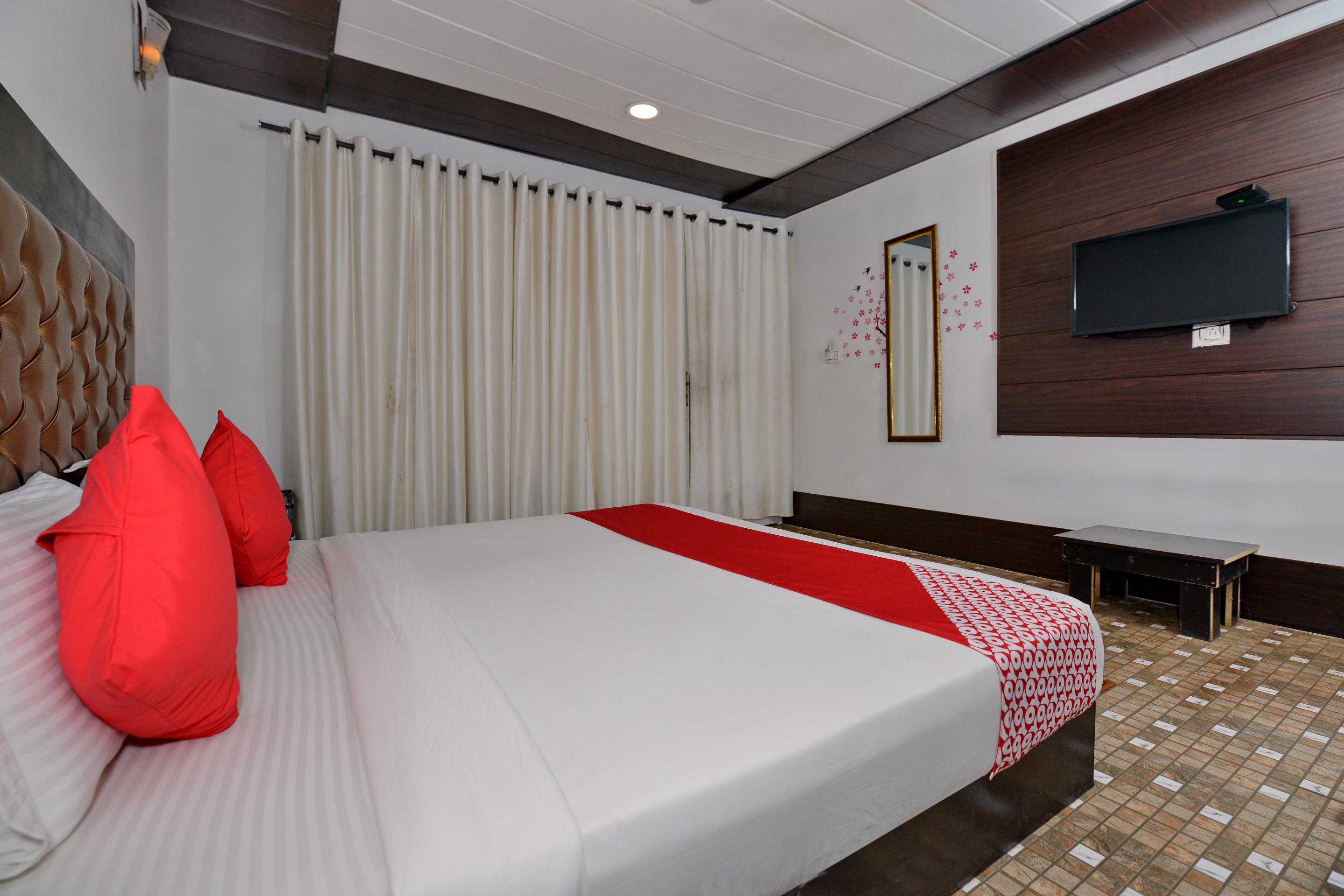 Collection O Retreat Morjim Resort Екстер'єр фото