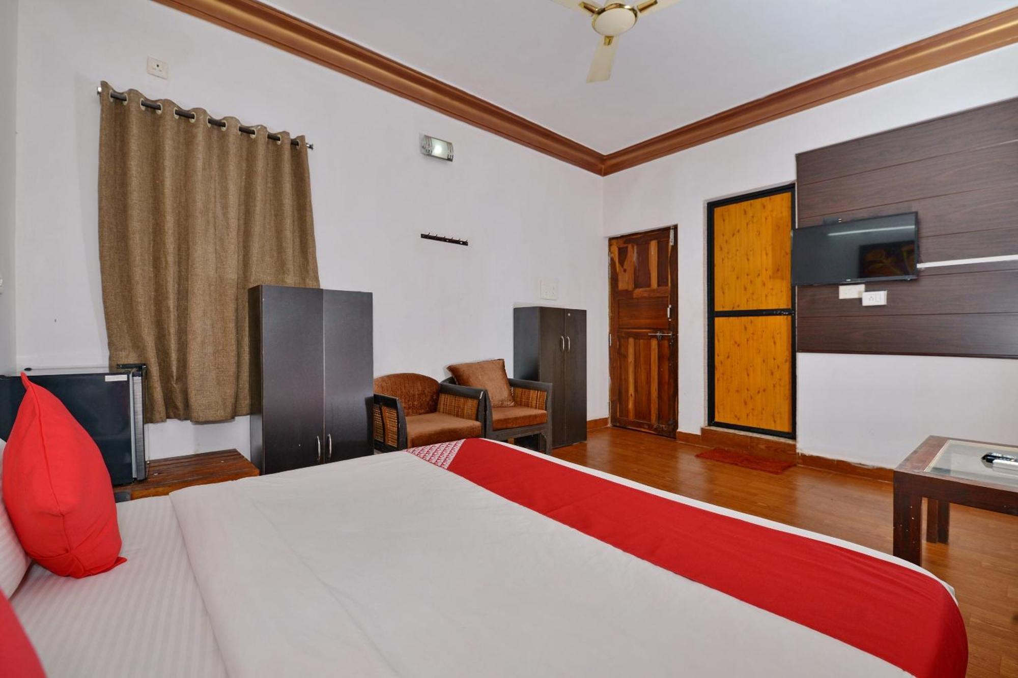 Collection O Retreat Morjim Resort Екстер'єр фото