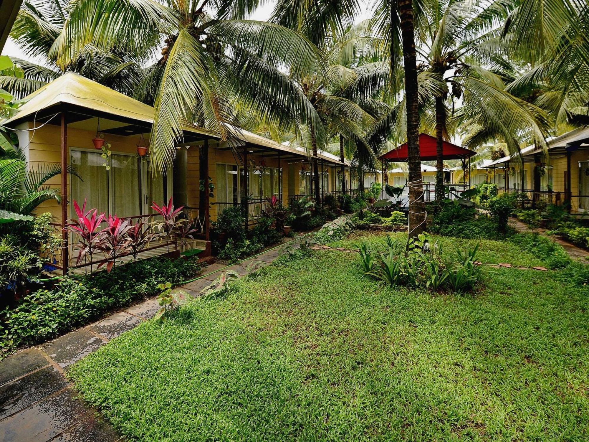 Collection O Retreat Morjim Resort Екстер'єр фото