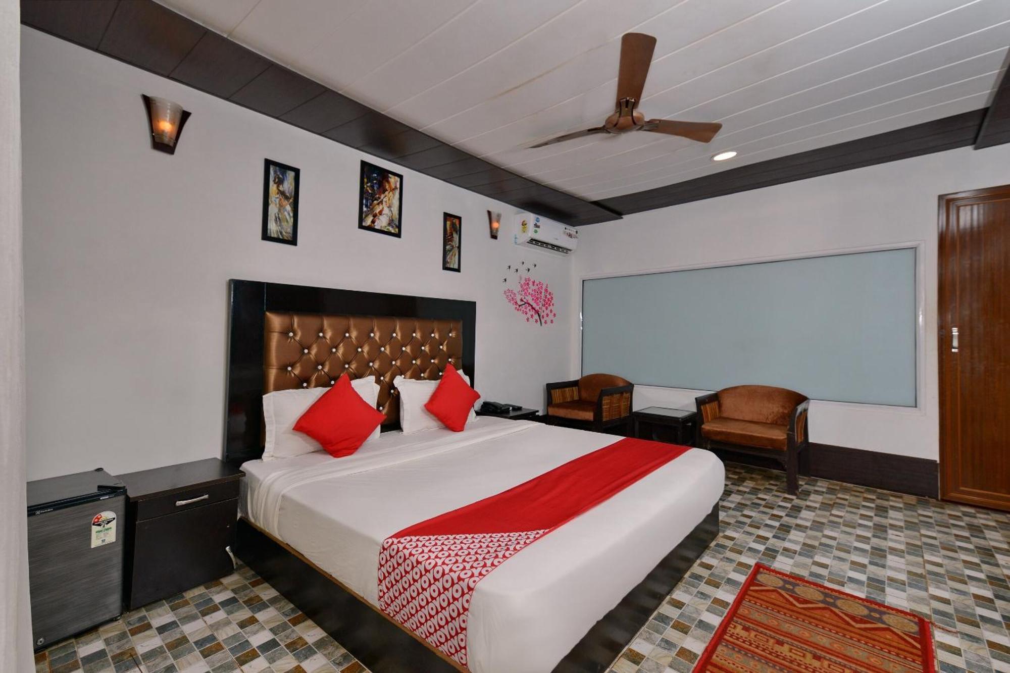 Collection O Retreat Morjim Resort Екстер'єр фото
