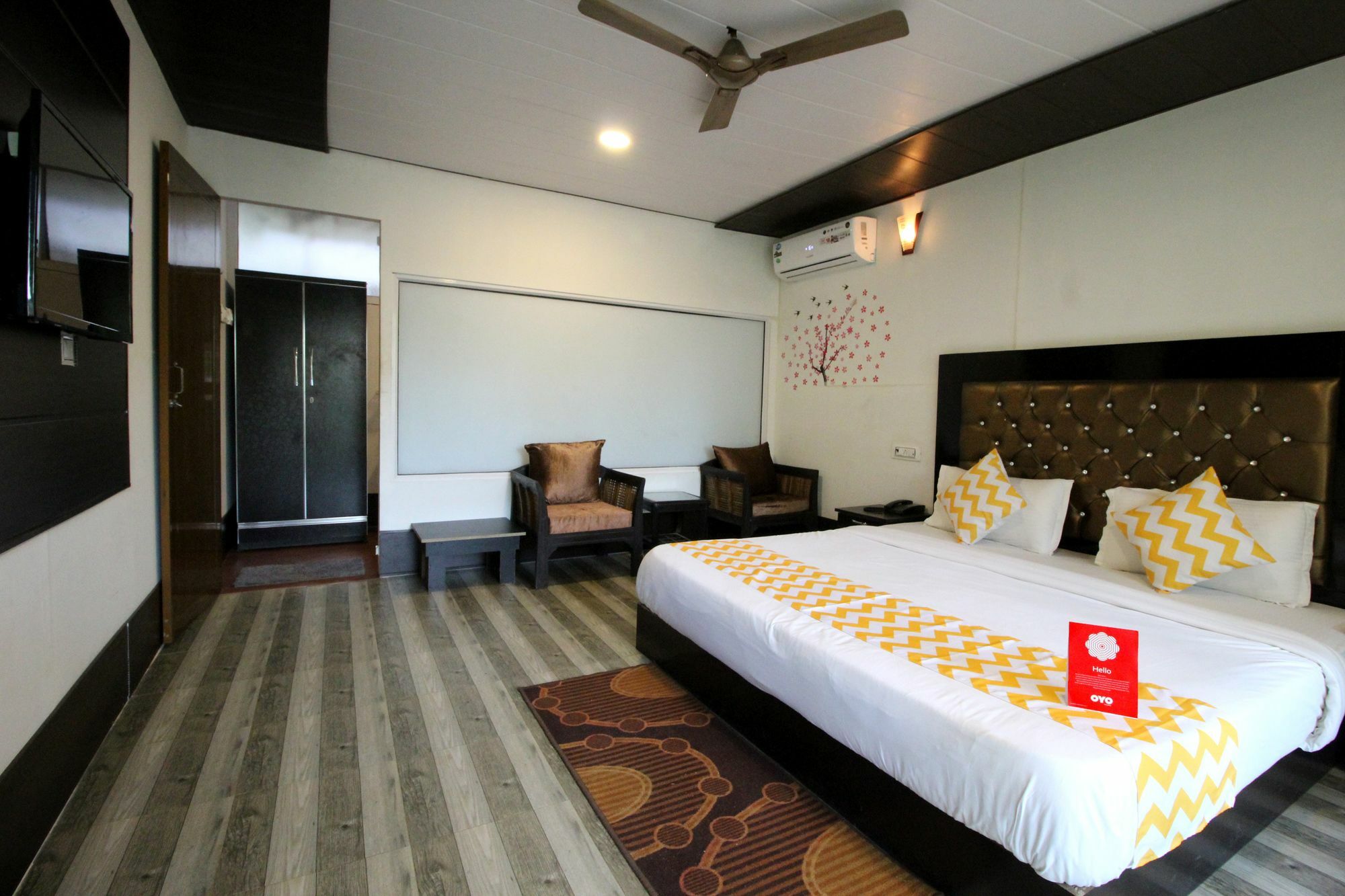 Collection O Retreat Morjim Resort Екстер'єр фото